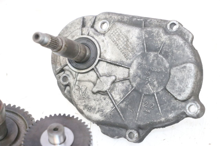 photo de REAR WHEEL SHAFT PEUGEOT VIVACITY 50 (1998 - 2003) - Alternative perspective