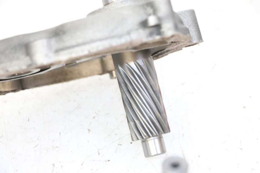 photo de REAR WHEEL SHAFT YAMAHA X-CITY XCITY 125 (2007 - 2013) - Distinctive features