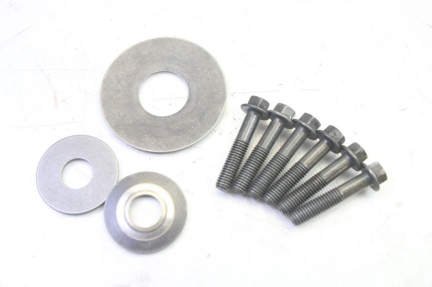 photo de REAR WHEEL SHAFT YAMAHA X-MAX XMAX 125 (2010 - 2013) - Supplementary product photo