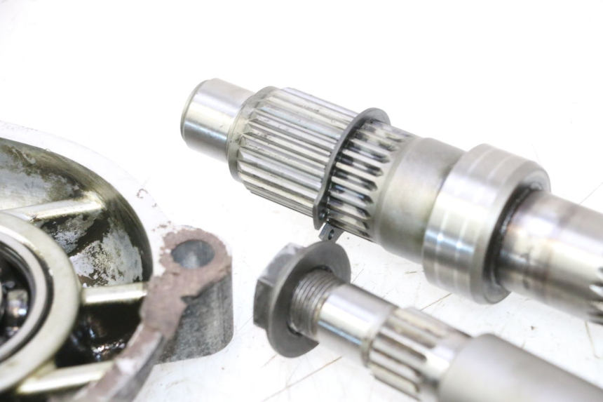 photo de REAR WHEEL SHAFT YAMAHA X-MAX XMAX 125 (2010 - 2013) - Zoom on usage condition