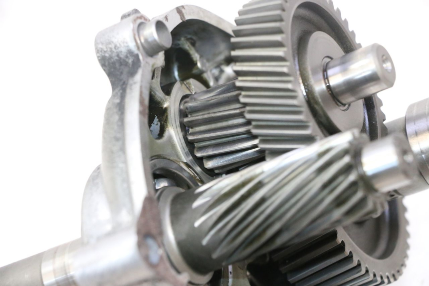 photo de REAR WHEEL SHAFT YAMAHA X-MAX XMAX 125 (2010 - 2013) - Surface and material condition