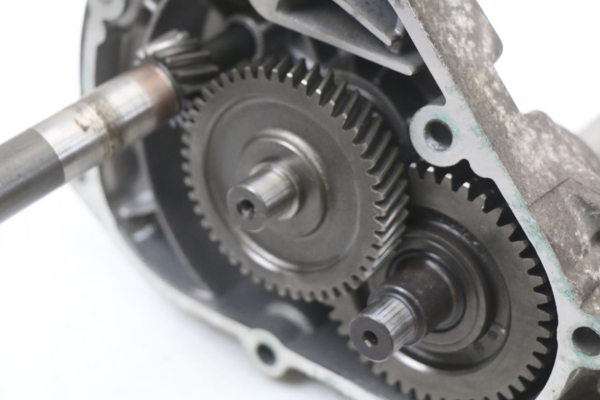 photo de REAR WHEEL SHAFT PIAGGIO X8 125 (2004 - 2007) - Surface and material condition