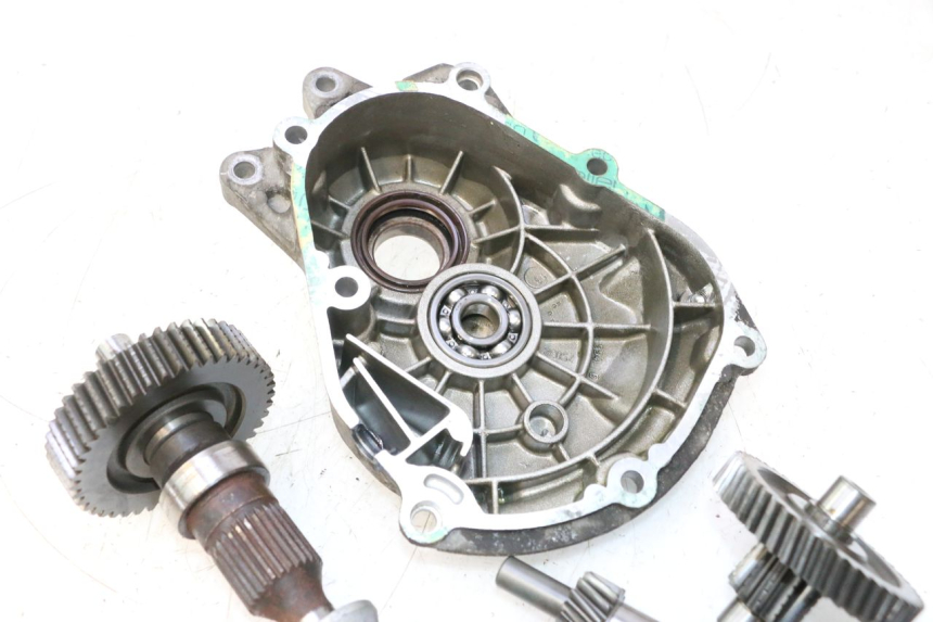 photo de WHEEL TRANSMISSION PIAGGIO X9 EVOLUTION 125 (2003 - 2007) - Surface and material condition