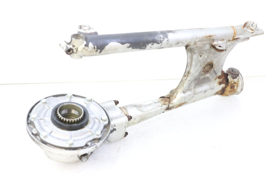 photo de REAR WHEEL SHAFT YAMAHA XV VIRAGO 535 (1988 - 2004) - Surface and material condition