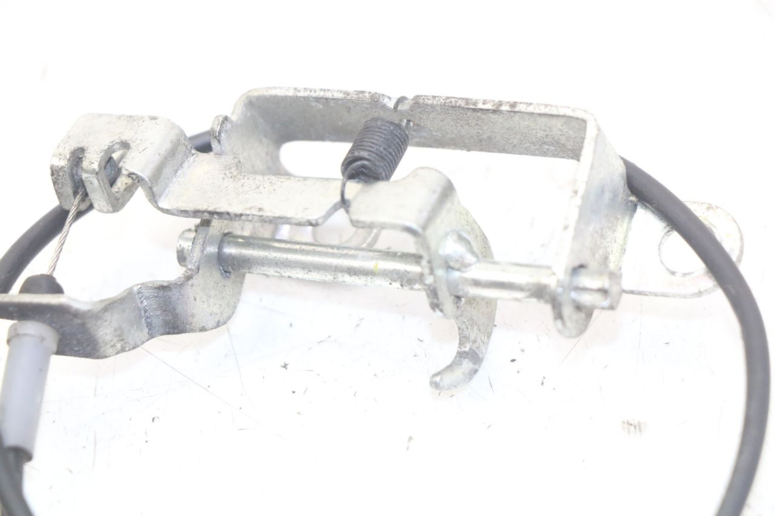 photo de FUEL FLAP HONDA FORZA 125 (2015 - 2016) - Zoom on usage condition