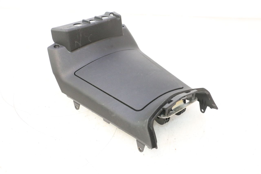 photo de FUEL FLAP PIAGGIO MP3 HPE 530 (2022 - 2026) - Component detail