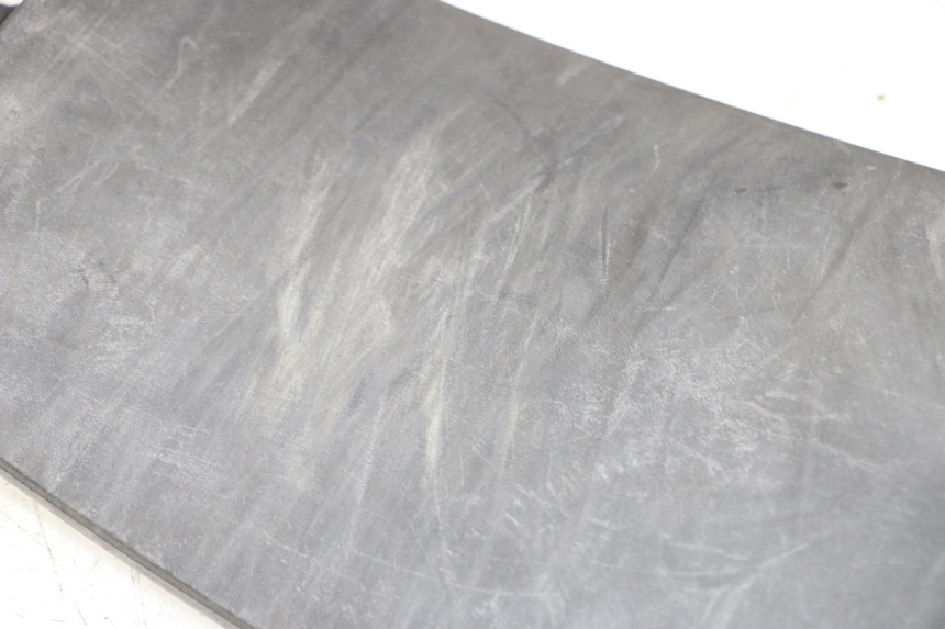 photo de FUEL CAP PIAGGIO MP3 LT 400 (2007 - 2012) - Zoom on usage condition