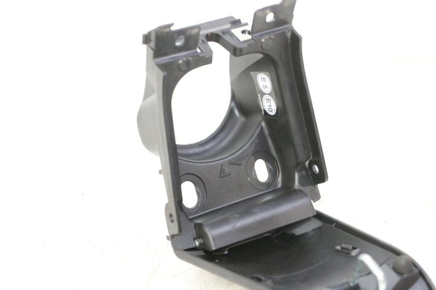 photo de FUEL FLAP YAMAHA XMAX X-MAX 125 (2021 - 2025) - Zoom on usage condition