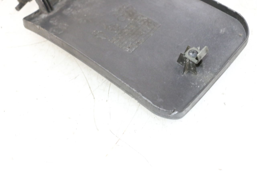 photo de FUEL CAP PIAGGIO X8 125 (2004 - 2007) - Zoom on usage condition