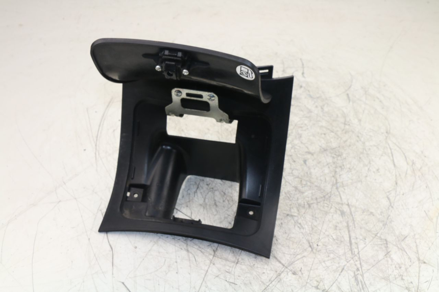 photo de FUEL FLAP YAMAHA YP MAJESTY ABS 400 (2007 - 2009) - Alternative perspective