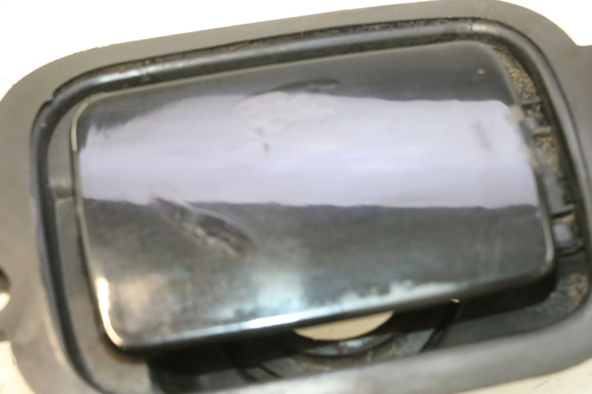 photo de FUEL CAP YAMAHA YP MAJESTY 125 (2007 - 2010) - Component detail