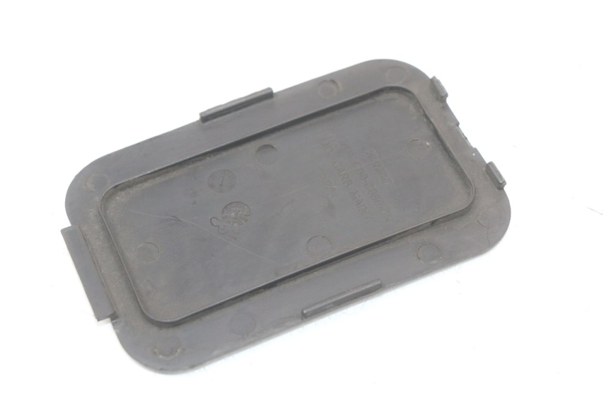 photo de INSPECTION COVER KYMCO AGILITY CARRY 50 (2011 - 2020) - Zoom on usage condition