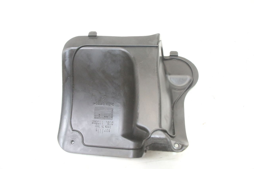 photo de INSPECTION COVER APRILIA ATLANTIC 125 (2003 - 2009) - Technical close-up