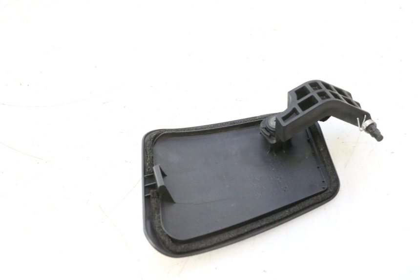 photo de FRONT INSPECTION COVER SUZUKI BURGMAN 125 (2007 - 2014) - Alternative perspective