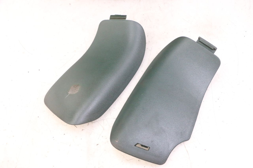photo de FRONT INSPECTION COVER PEUGEOT ELYSEO 125 (1999 - 2004) - Technical close-up