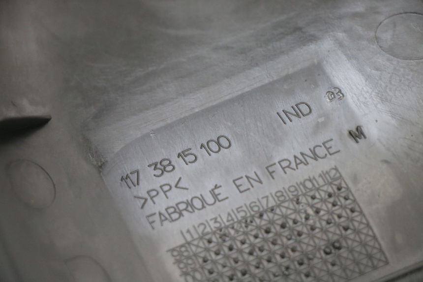 photo de FRONT INSPECTION COVER PEUGEOT ELYSTAR 50 (2002 - 2014) - Technical close-up