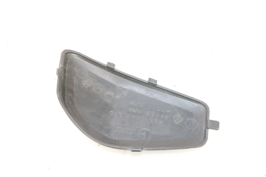 photo de FRONT INSPECTION COVER SYM GTS EVO 125 (2009 - 2013) - Zoom on usage condition