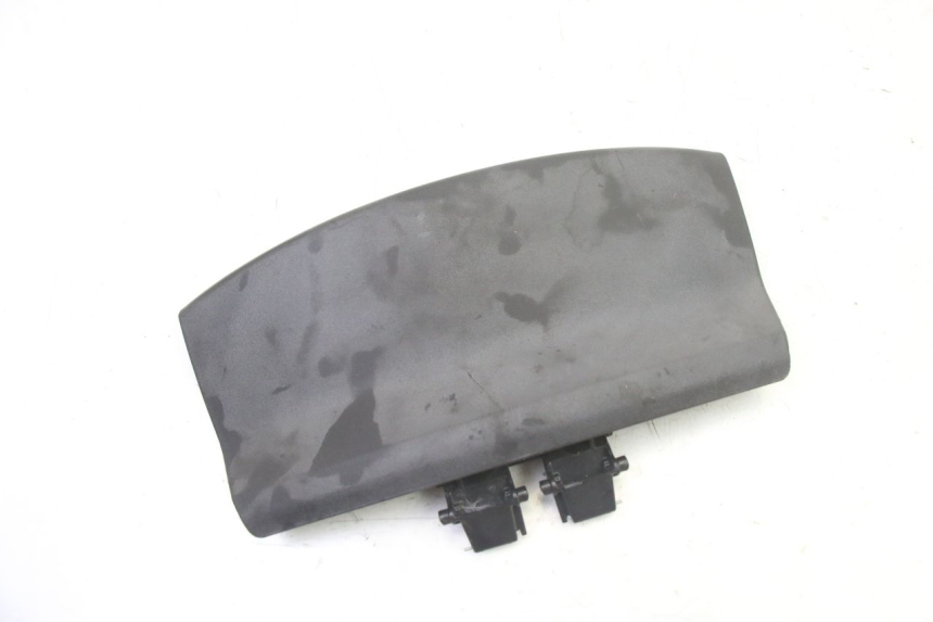 photo de FRONT INSPECTION COVER PIAGGIO MP3 500 (2014 - 2017) - Main view