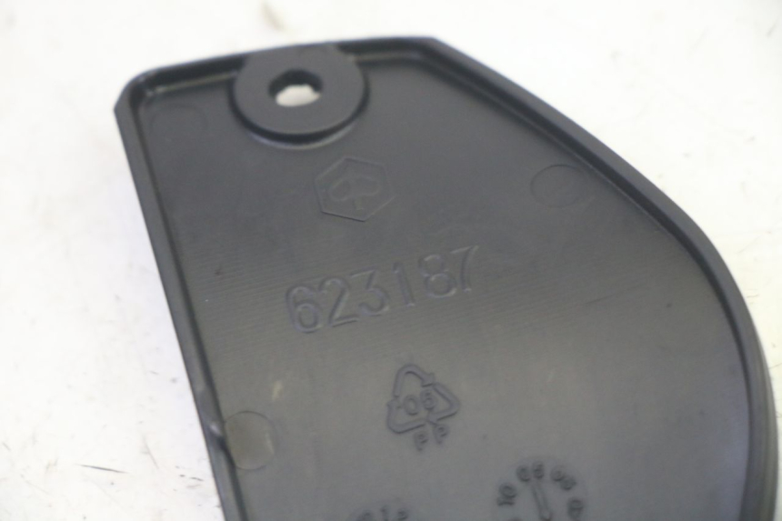 photo de FRONT INSPECTION COVER PIAGGIO MP3 RL 250 (2006 - 2010) - Technical close-up