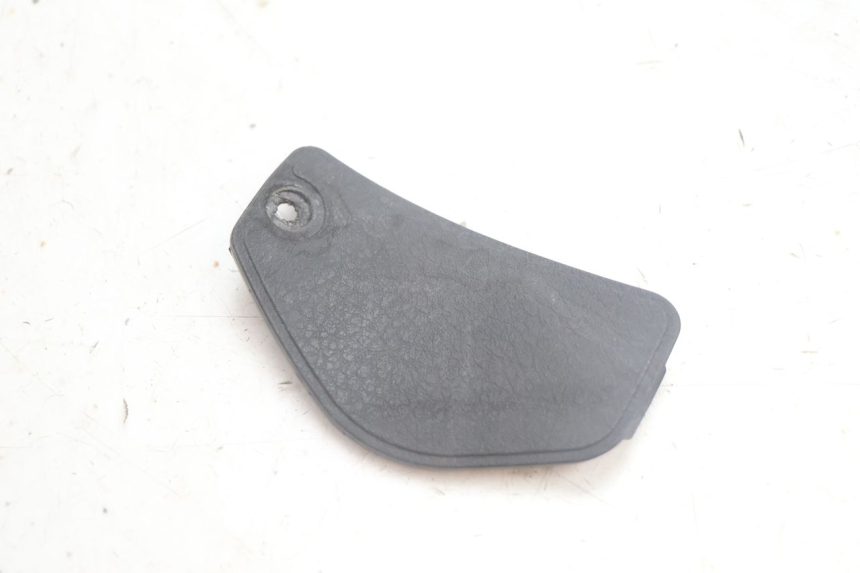 photo de FRONT INSPECTION COVER PIAGGIO MP3 125 (2006 - 2014) - Main view
