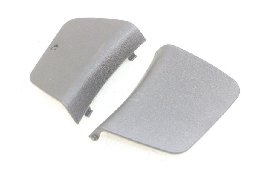 photo de FRONT INSPECTION COVER PIAGGIO X8 125 (2004 - 2007) - Technical close-up