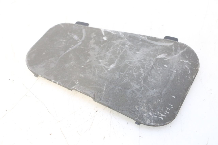 photo de INSPECTION COVER SUZUKI BURGMAN 125 (2007 - 2014) - Main view