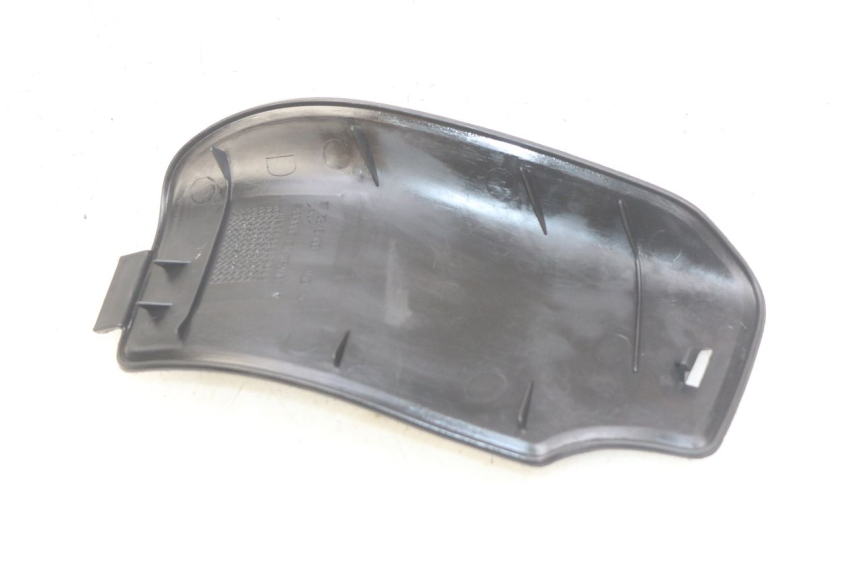 photo de RIGHT SIDE ACCESS PANEL PEUGEOT ELYSEO 125 (1999 - 2004) - Component detail