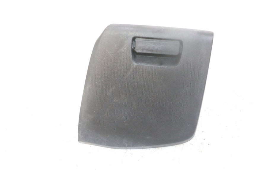 photo de RIGHT INSPECTION COVER HONDA FORZA ABS 300 (2013 - 2017) - Main view