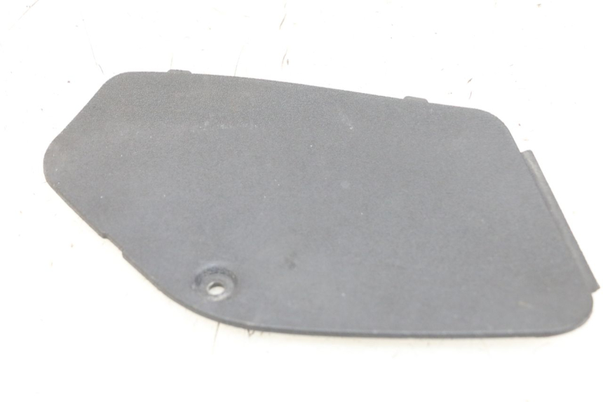 photo de RIGHT INSPECTION COVER PIAGGIO MP3 HPE 350 (2018 - 2020) - Component detail