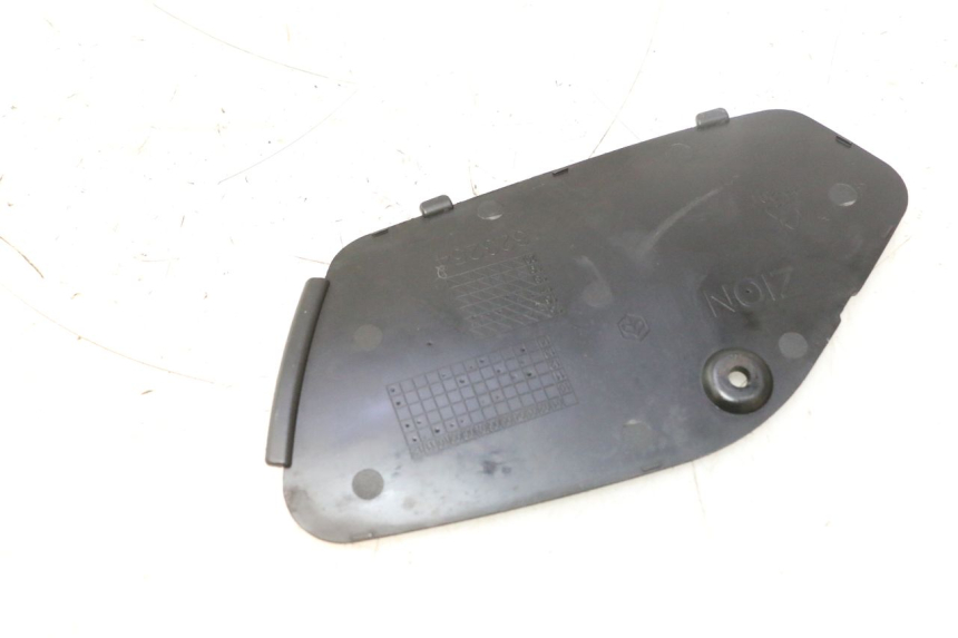 photo de RIGHT INSPECTION COVER PIAGGIO MP3 500 (2016 - 2018) - Component detail