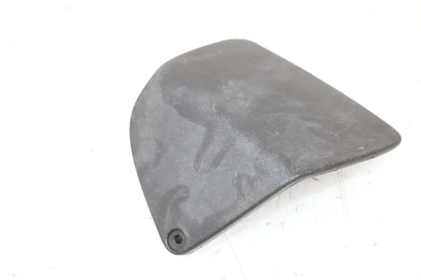 photo de RIGHT INSPECTION COVER PIAGGIO VESPA GTS SUPER IE 125 (2009 - 2016) - Alternative perspective