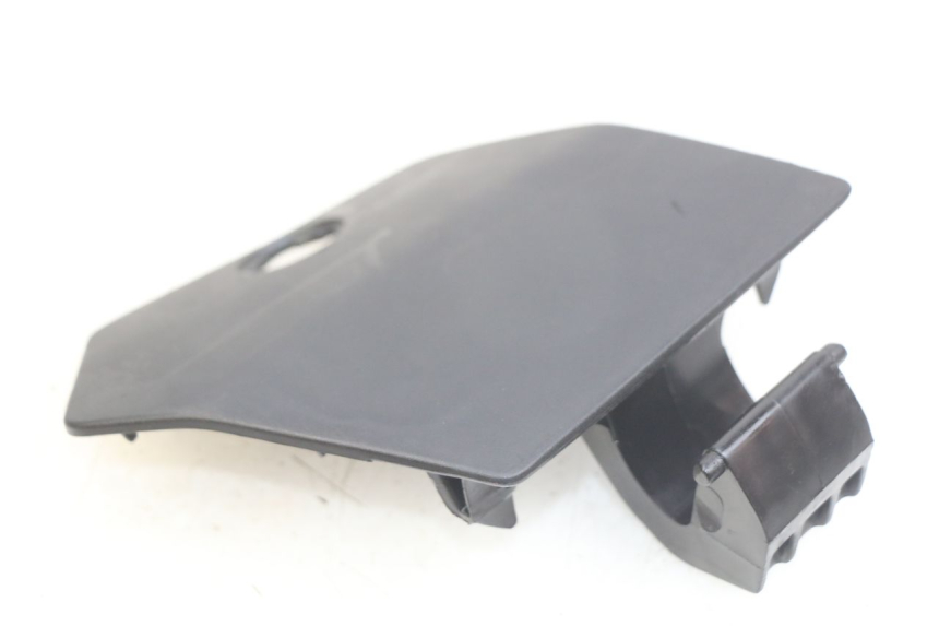 photo de LEFT SIDE ACCESS PANEL PEUGEOT CITYSTAR 2T 50 (2018 - 2021) - Alternative perspective