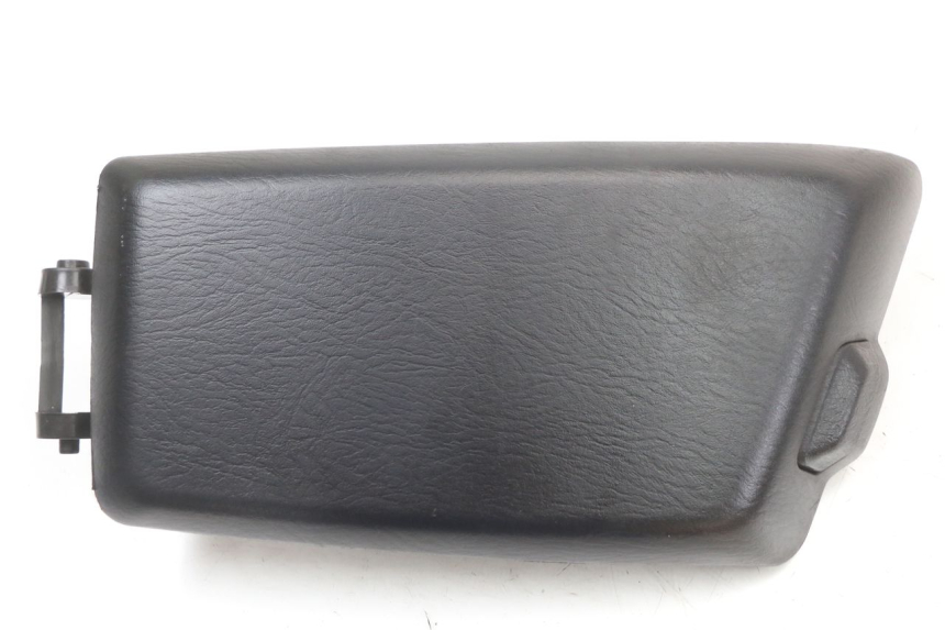 photo de LEFT INSPECTION COVER HONDA FJS SILVER WING SILVERWING 400 (2005 - 2008) - Main view