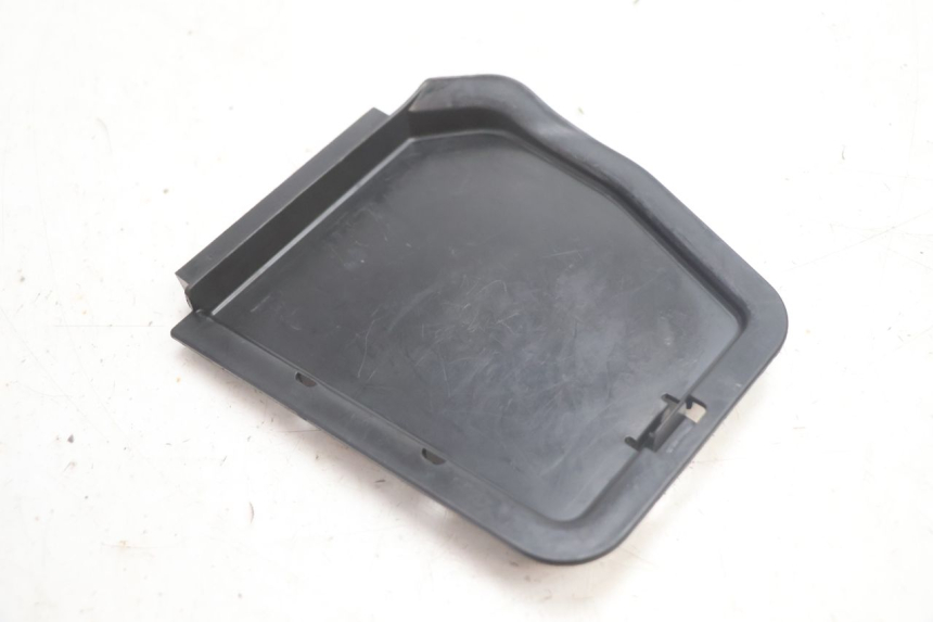 photo de LEFT INSPECTION COVER HONDA FJS SILVER WING SILVERWING 400 (2005 - 2008) - Component detail