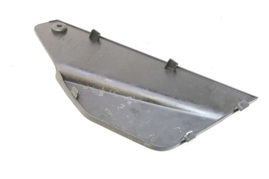 photo de LEFT INSPECTION COVER PIAGGIO MP3 HPE 530 (2022 - 2026) - Component detail