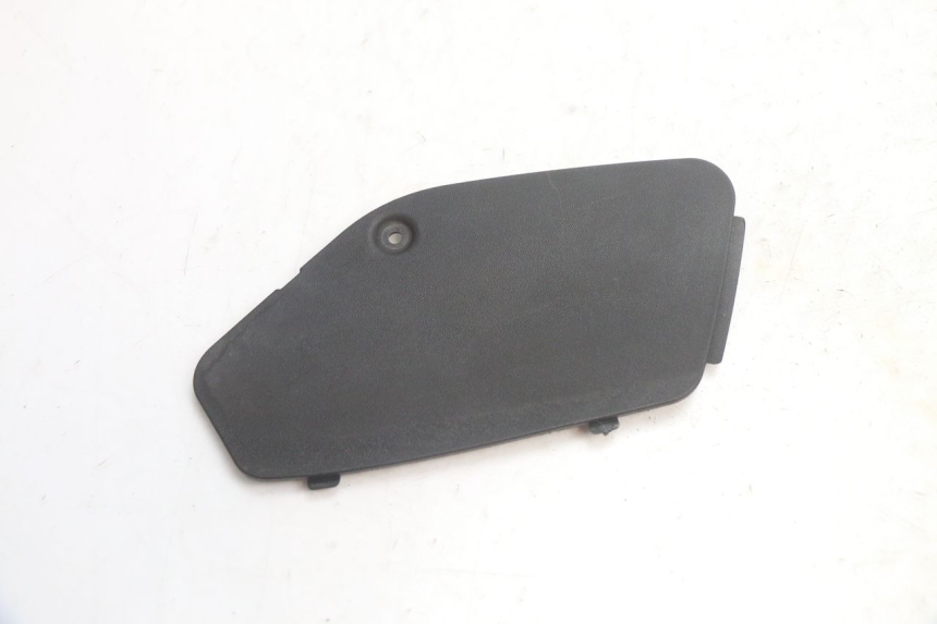 photo de LEFT INSPECTION COVER PIAGGIO MP3 125 (2006 - 2014) - Main view