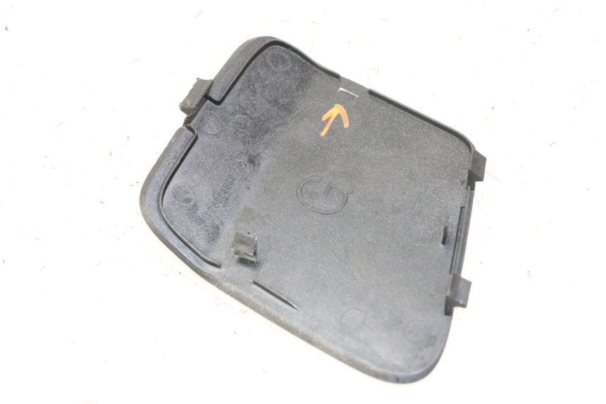 photo de LEFT INSPECTION COVER PEUGEOT SATELIS COMPRESSOR K15 125 (2006 - 2009) - Component detail