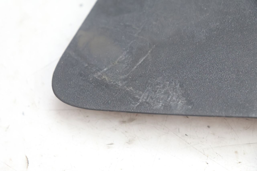 photo de LEFT ACCESS PANEL PEUGEOT SATELIS 125 (2013 - 2018) - Component detail