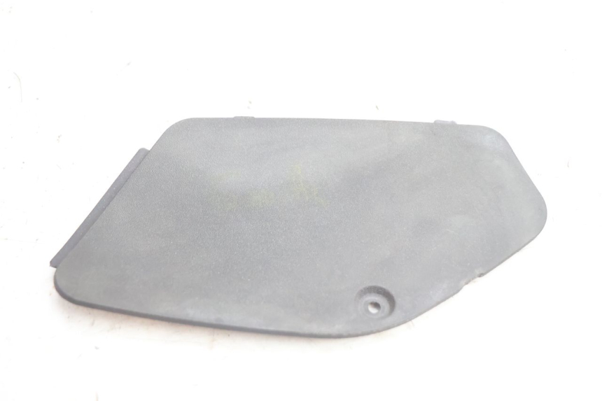 photo de LEFT INSPECTION COVER PIAGGIO X8 STREET 125 (2006 - 2007) - Component detail