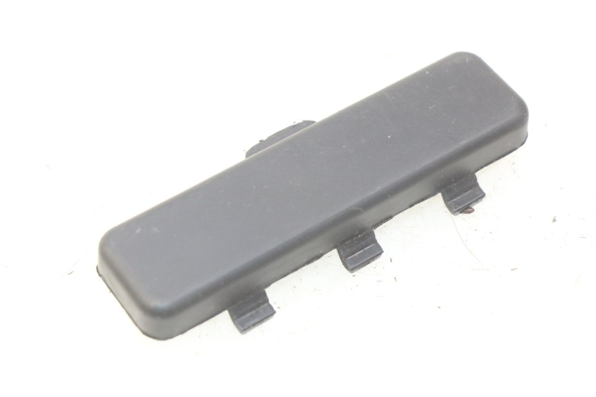 photo de ACCESS PANEL PEUGEOT KISBEE 4T 50 (2010 - 2017) - Zoom on usage condition