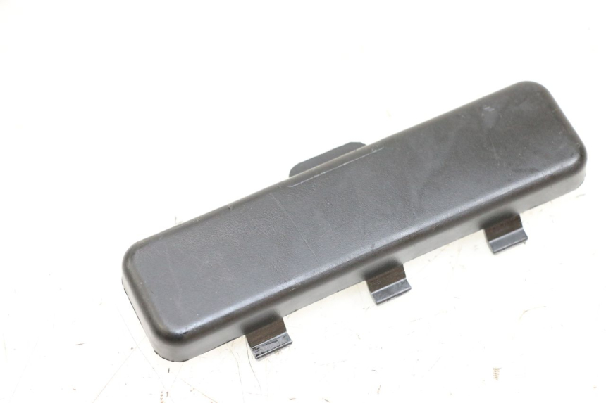 photo de ACCESS PANEL PEUGEOT KISBEE 4T 50 (2018 - 2022) - Zoom on usage condition