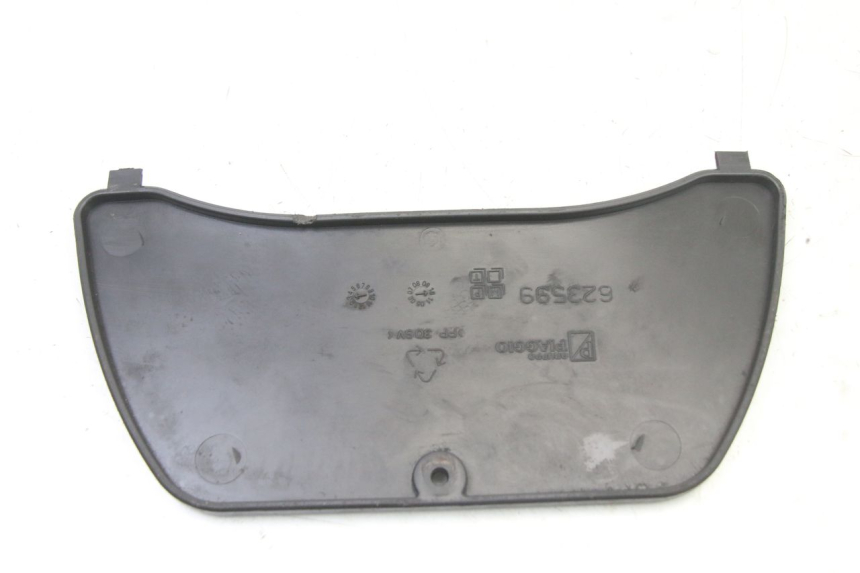 photo de INSPECTION COVER PIAGGIO MP3 500 (2011 - 2015) - Alternative perspective