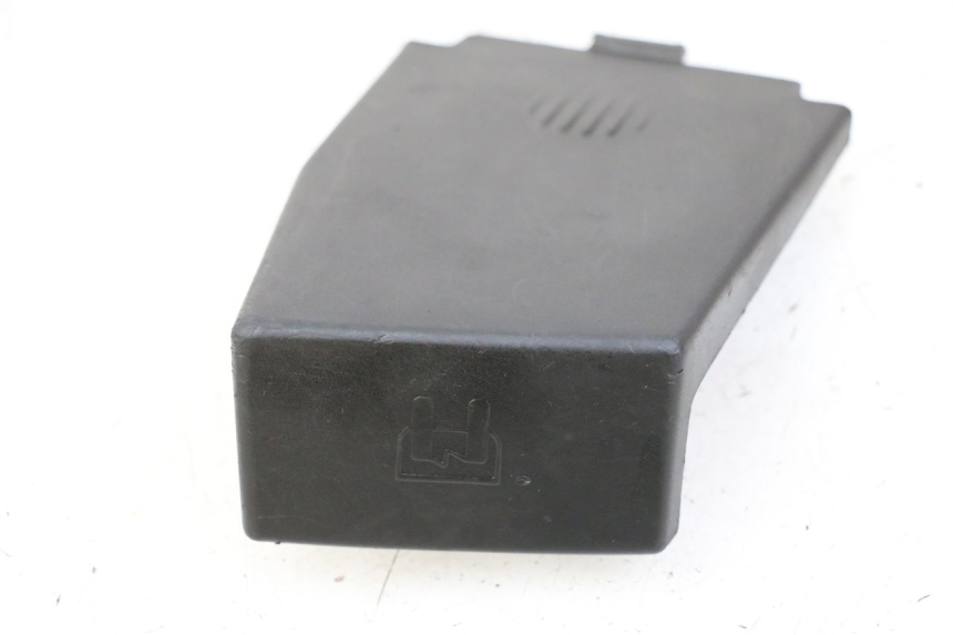 photo de INSPECTION COVER PEUGEOT CITYSTAR 125 (2011 - 2017) - Zoom on usage condition