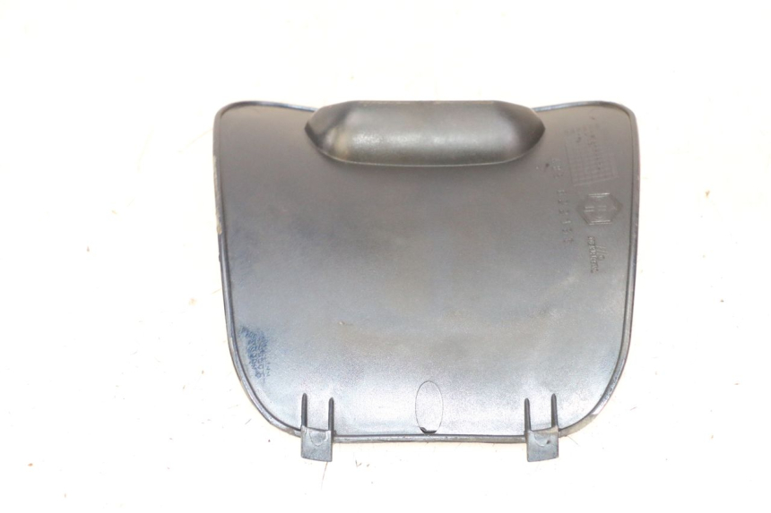 photo de INSPECTION COVER PIAGGIO VESPA LX 150 (2005 - 2013) - Technical close-up