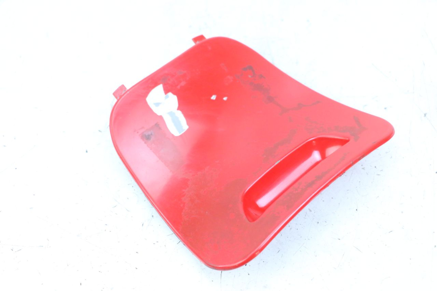 photo de ACCESS PANEL PIAGGIO VESPA S 2T 50 (2007 - 2014) - Zoom on usage condition