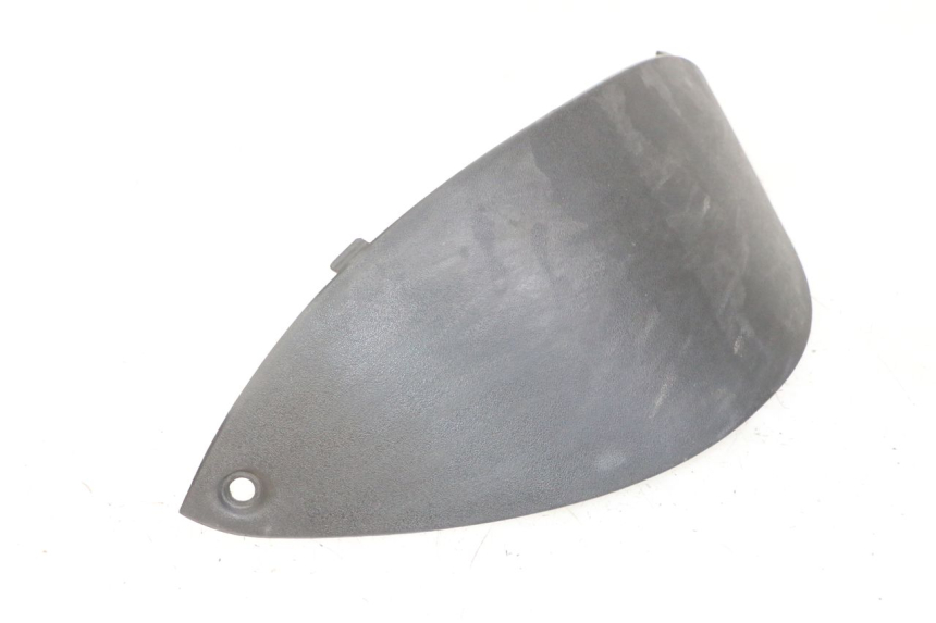 photo de INSPECTION COVER APRILIA SCARABEO GT TOURING 125 (1999 - 2005) - Alternative perspective