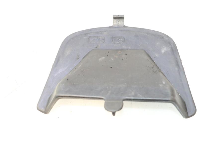 photo de INSPECTION COVER PEUGEOT TREKKER TKR 50 (2005 - 2014) - Zoom on usage condition