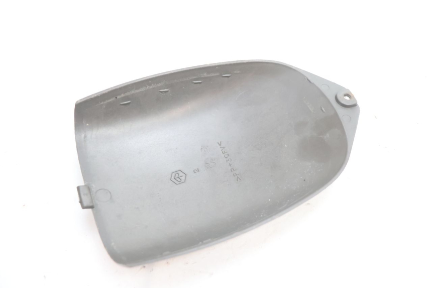 photo de INSPECTION COVER PIAGGIO TYPHOON 50 (2000 - 2009) - Alternative perspective