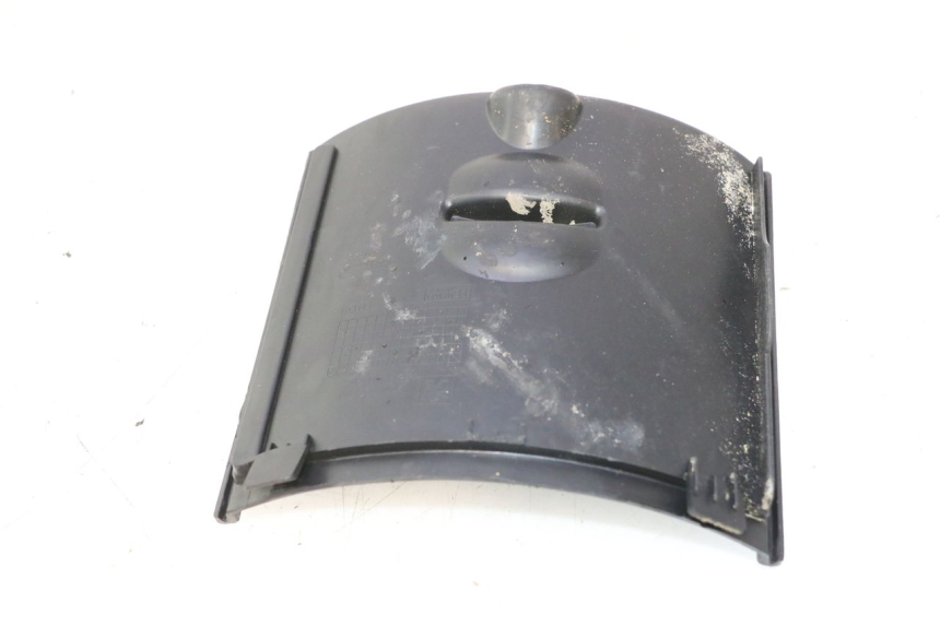 photo de ACCESS PANEL PEUGEOT VIVACITY NEW 2T 50 (2008 - 2017) - Zoom on usage condition