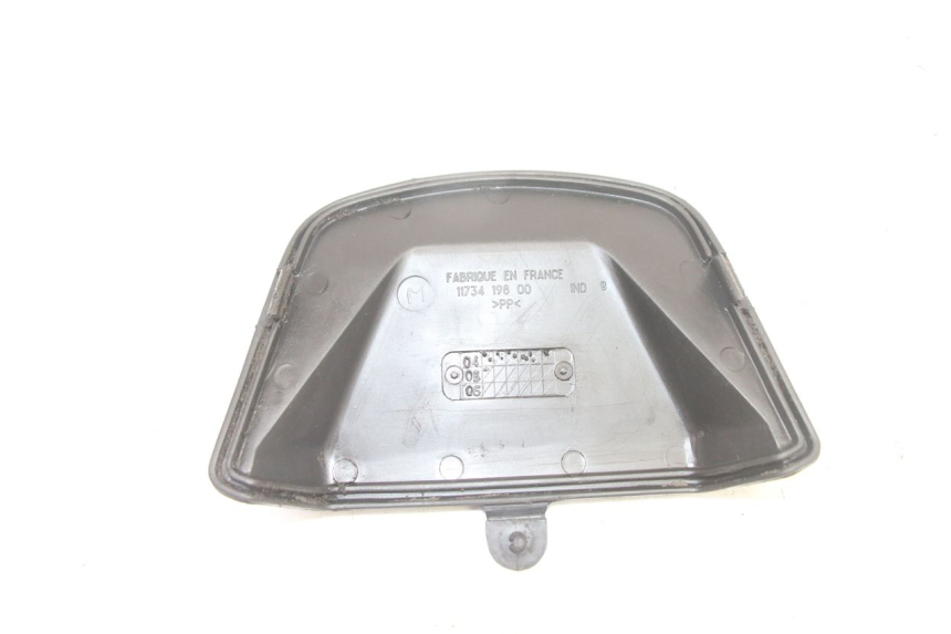 photo de INSPECTION COVER PEUGEOT VIVACITY 50 (2004 - 2009) - Zoom on usage condition